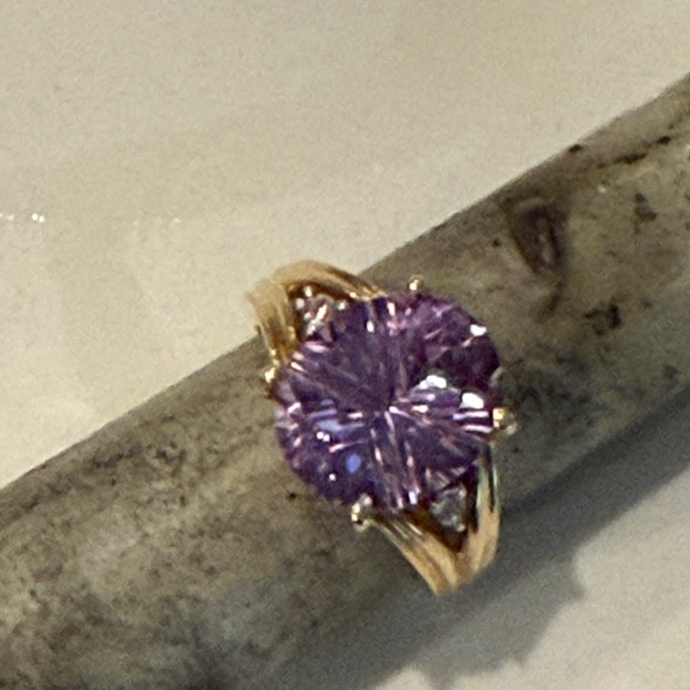 Sparkly 14 karat Gold and Amethyst Gemstone Ring